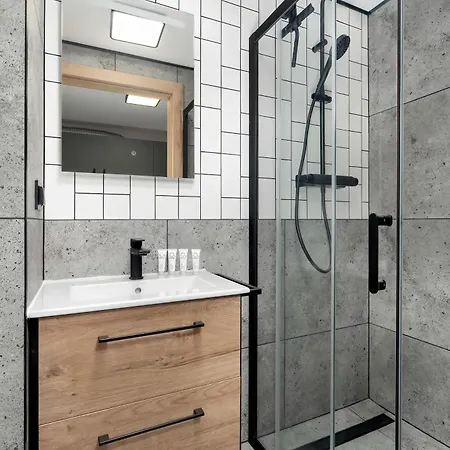 Lejlighed Pet Friendly Cozy With Balcony In By Renters