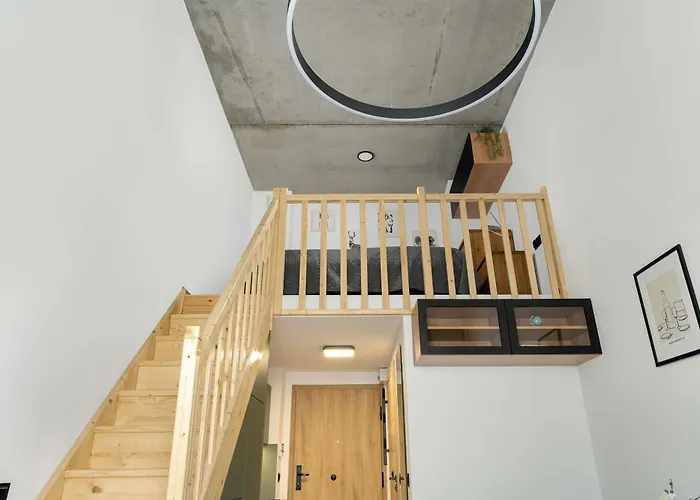 Apartment Pet Friendly Cozy With Balcony In By Renters